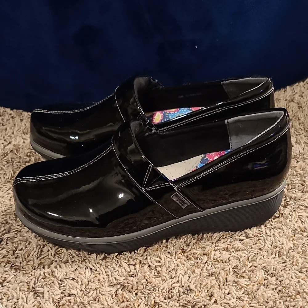 Grey's Anatomy Black Comfort Loafers with Strap - Picture 4 of 8